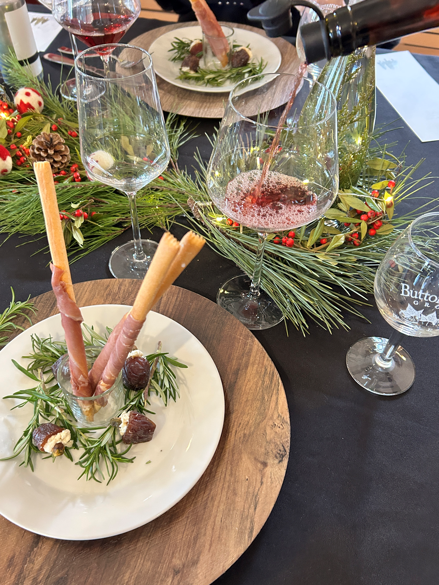 Holiday Food and Wine Pairing at Buttonwood Grove!